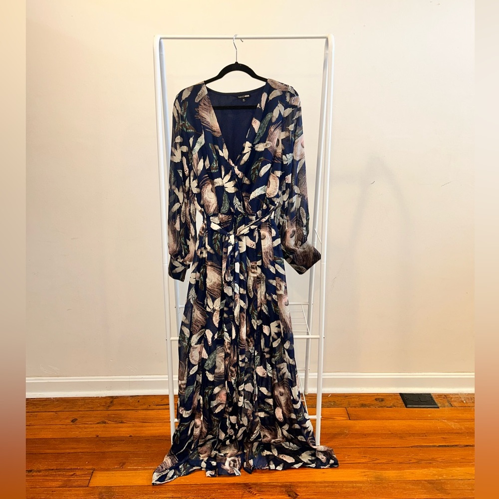 FASHIONNOVA Deep V-Neck Long-Sleeve Waist Tie Maxi with Side Slit - size 2X